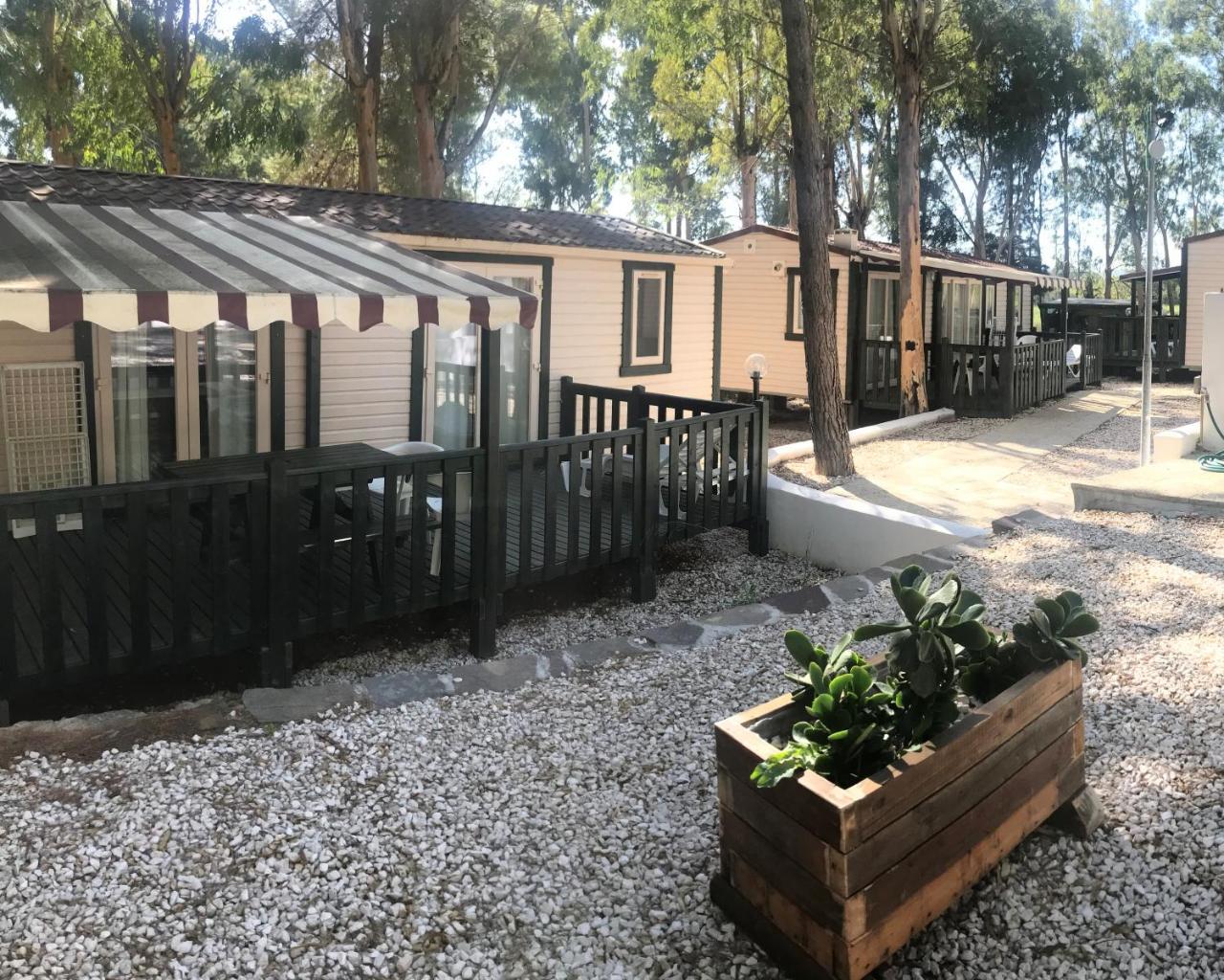 Villaggio Camping Golfo Di Arzachena 카니지오네 외부 사진