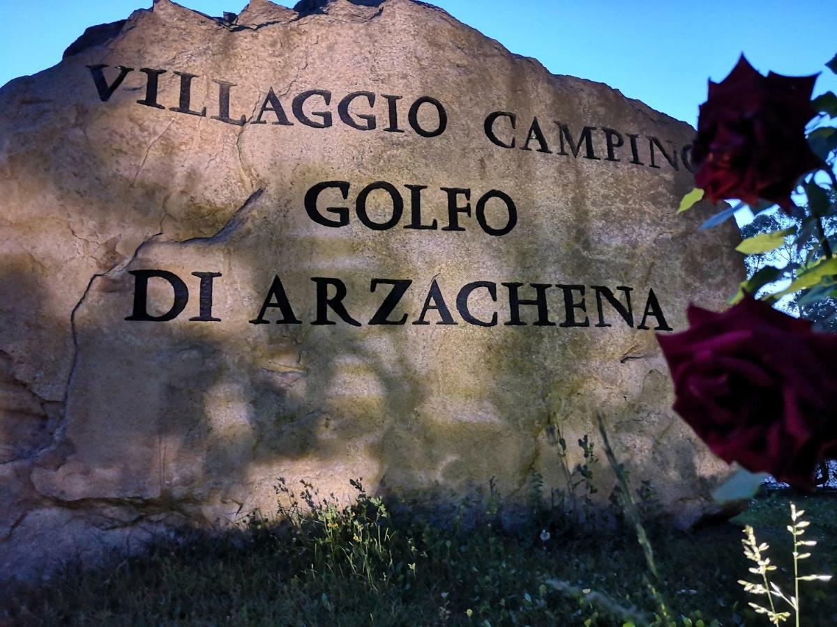 Villaggio Camping Golfo Di Arzachena 카니지오네 외부 사진